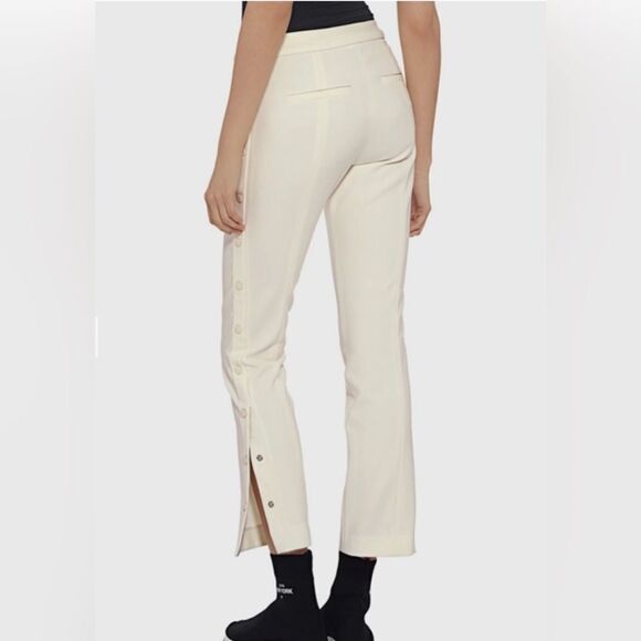 NWT Tibi Anson Cargo Skinny Pants with Back Hem Splits in Ivory Size 8 - Picture 2 of 11